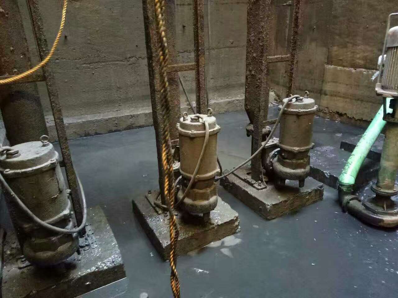 奎文污水池清理